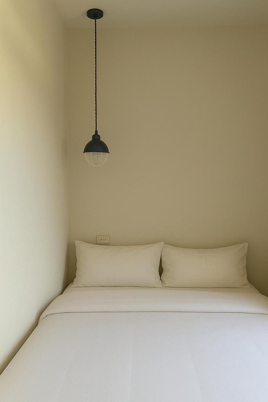 Khunluang Hostel (Adults Only) Chiang Mai Luaran gambar
