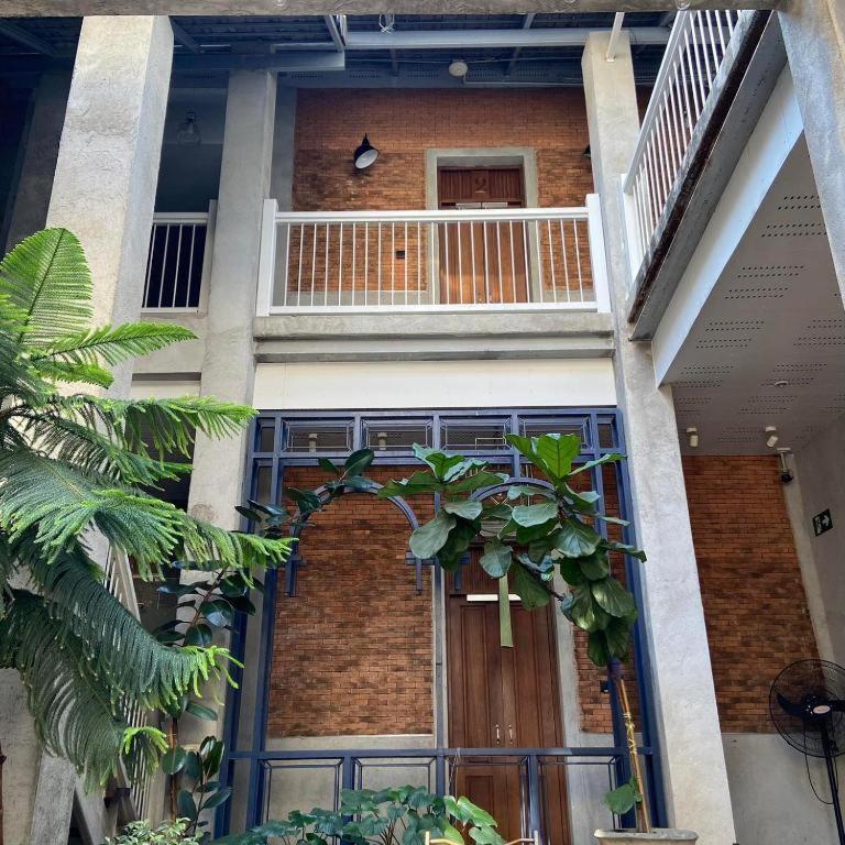 Khunluang Hostel (Adults Only) Chiang Mai Luaran gambar